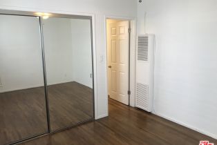 , 1543 EUCLID st, Santa Monica, CA 90404 - 10