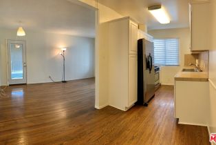 , 1543 EUCLID st, Santa Monica, CA 90404 - 5