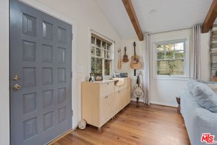 Single Family Residence, 2439 Glyndon ave, Venice, CA 90291 - 4