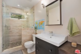 Single Family Residence, 2439 Glyndon ave, Venice, CA 90291 - 14