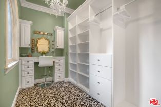 Single Family Residence, 18607 Cassandra st, Tarzana, CA 91356 - 35