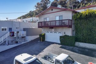 Residential Income, 153 Channel rd, Santa Monica, CA 90402 - 6