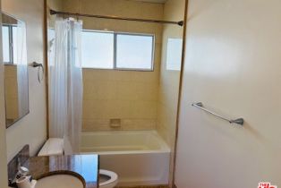 , 533 Brooks ave, Venice, CA 90291 - 5