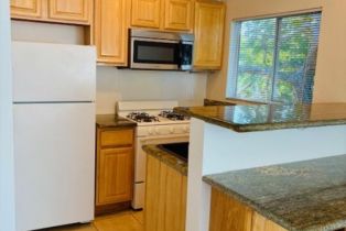 , 533 Brooks ave, Venice, CA 90291 - 4