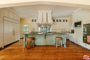 Single Family Residence, 1017 Ridgedale dr, Beverly Hills, CA 90210 - 10