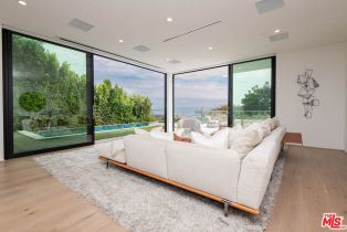 Single Family Residence, 1330 Monument st, Pacific Palisades, CA 90272 - 4