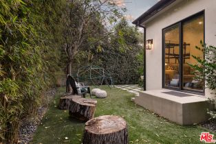 Single Family Residence, 15122 Morrison st, Sherman Oaks, CA 91403 - 12