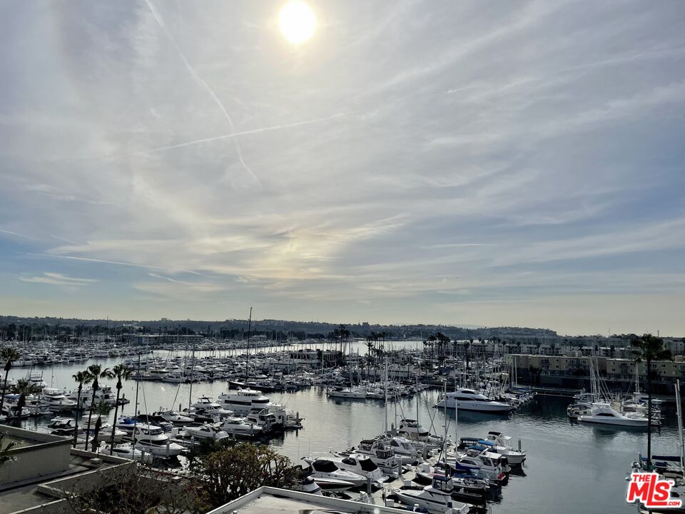 Condominium, 4335 Marina City dr, Marina Del Rey, CA 90292 - 1