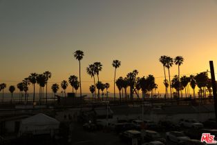 Apartment, 20 17th ave, Venice, CA 90291 - 17