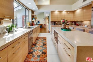 Single Family Residence, 4822 Queen Victoria rd, Woodland Hills, CA 91364 - 21