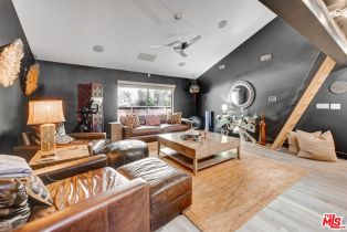 Single Family Residence, 4822 Queen Victoria rd, Woodland Hills, CA 91364 - 35