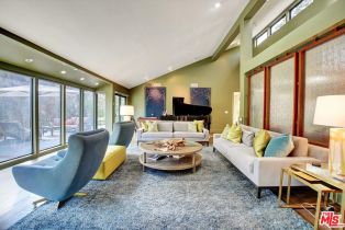 Single Family Residence, 4822 Queen Victoria rd, Woodland Hills, CA 91364 - 11