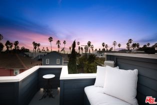 Single Family Residence, 133 Ocean Park blvd, Santa Monica, CA 90405 - 42