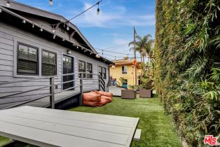 Residential Income, 605   Indiana Ave, Venice, CA  Venice, CA 90291