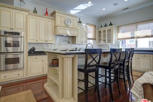 , 122 Channel Pointe mall, Marina Del Rey, CA 90292 - 10