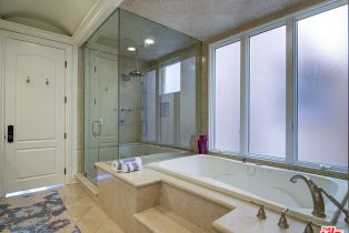 , 122 Channel Pointe mall, Marina Del Rey, CA 90292 - 33