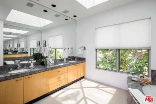 Single Family Residence, 255 Bentley ave, Westwood, CA 90049 - 10