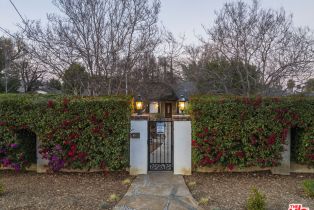 Single Family Residence, 22651 Calvert st, Woodland Hills, CA 91367 - 2