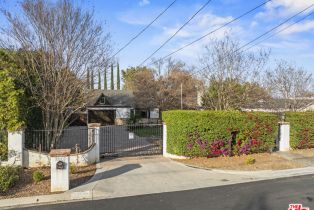 Single Family Residence, 22651 Calvert st, Woodland Hills, CA 91367 - 3