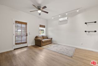 Single Family Residence, 22651 Calvert st, Woodland Hills, CA 91367 - 36