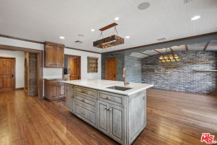 Single Family Residence, 22651 Calvert st, Woodland Hills, CA 91367 - 25