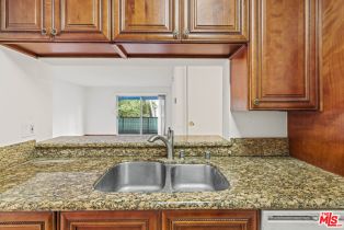 Condominium, 5460 White Oak ave, Encino, CA 91316 - 16