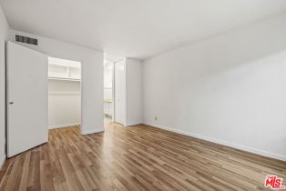 Condominium, 5460 White Oak ave, Encino, CA 91316 - 8