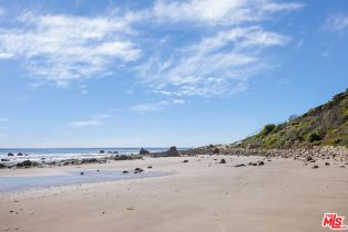 Single Family Residence, 32802 PACIFIC COAST hwy, Malibu, CA 90265 - 37