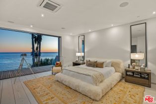 Single Family Residence, 32802 PACIFIC COAST hwy, Malibu, CA 90265 - 47