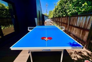 , 16446 Moorpark st, Encino, CA 91436 - 6