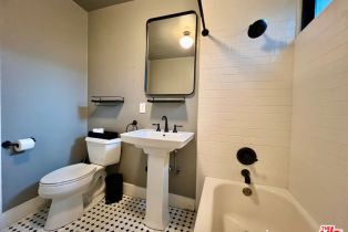 , 16446 Moorpark st, Encino, CA 91436 - 62