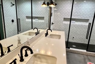 , 16446 Moorpark st, Encino, CA 91436 - 9