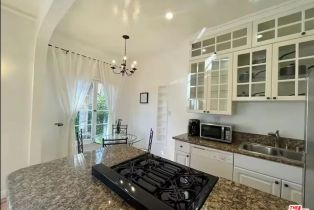 , 1030 4th st, Santa Monica, CA 90403 - 6