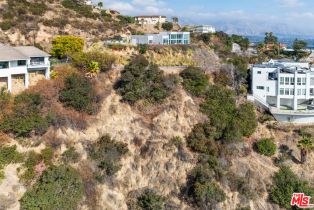 , 1570 Glen Oaks blvd, Pasadena, CA 91105 - 4