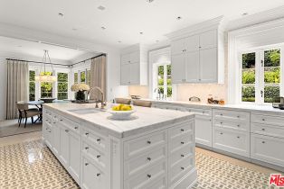 Single Family Residence, 2401 Bowmont dr, Beverly Hills, CA 90210 - 10