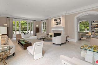 Single Family Residence, 2401 Bowmont dr, Beverly Hills, CA 90210 - 5