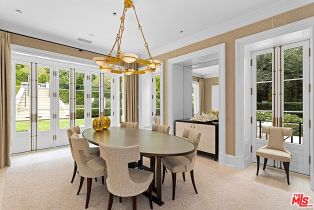 Single Family Residence, 2401 Bowmont dr, Beverly Hills, CA 90210 - 9