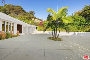 Single Family Residence, 1083 Hillcrest rd, Beverly Hills, CA 90210 - 5