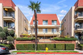 Condominium, 5845   Doverwood Dr, Culver City, CA  Culver City, CA 90230