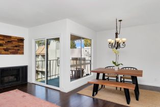 Condominium, 5845 Doverwood dr, Culver City, CA 90230 - 8