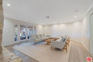 , 17035 Oak View dr, Encino, CA 91436 - 6