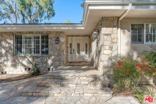 , 17035 Oak View dr, Encino, CA 91436 - 2