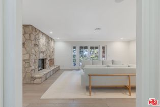 , 17035 Oak View dr, Encino, CA 91436 - 4