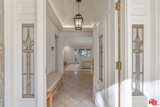 , 17035 Oak View dr, Encino, CA 91436 - 3