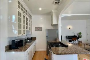 , 854 4th st, Santa Monica, CA 90403 - 5