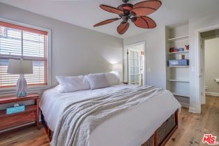 Single Family Residence, 815 3rd st, Santa Monica, CA 90403 - 45