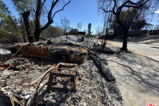 , 674 Palmera ave, Pacific Palisades, CA 90272 - 3