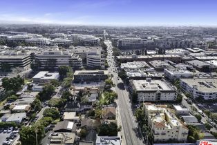 Residential Income, 1411 Cloverfield blvd, Santa Monica, CA 90404 - 19