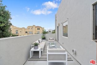 Residential Income, 1411 Cloverfield blvd, Santa Monica, CA 90404 - 8