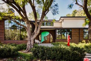 Single Family Residence, 16001 Woodvale rd, Encino, CA 91436 - 11